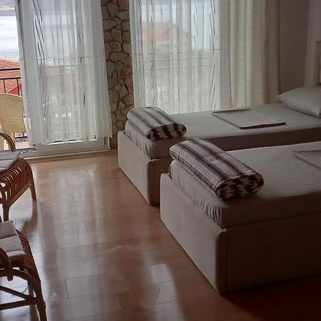 Roleo Guest House Lini Εξωτερικό φωτογραφία