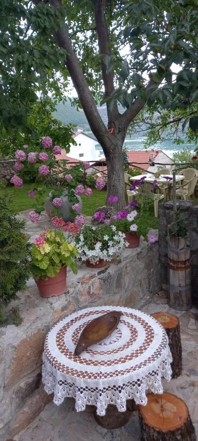 Roleo Guest House Lini Εξωτερικό φωτογραφία
