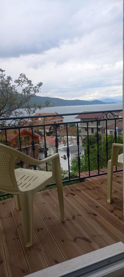 Roleo Guest House Lini Εξωτερικό φωτογραφία