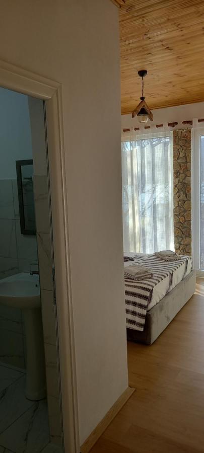 Roleo Guest House Lini Εξωτερικό φωτογραφία