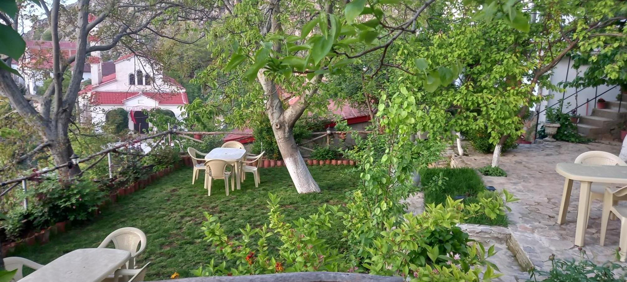 Roleo Guest House Lini Εξωτερικό φωτογραφία